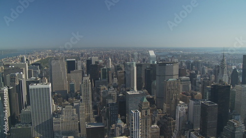 Wallpaper Mural pan shot over manhattan upper east side Torontodigital.ca
