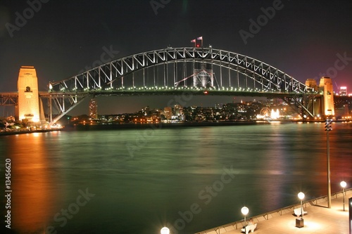 Pont de la baie de Sydney - night / nuit © philippe montembaut