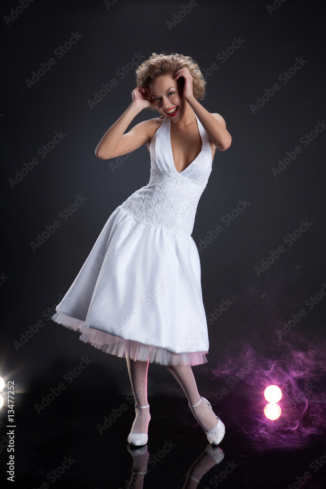 Naklejka premium Young Bride