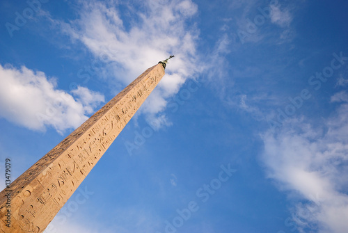 obelisco ramsés II photo