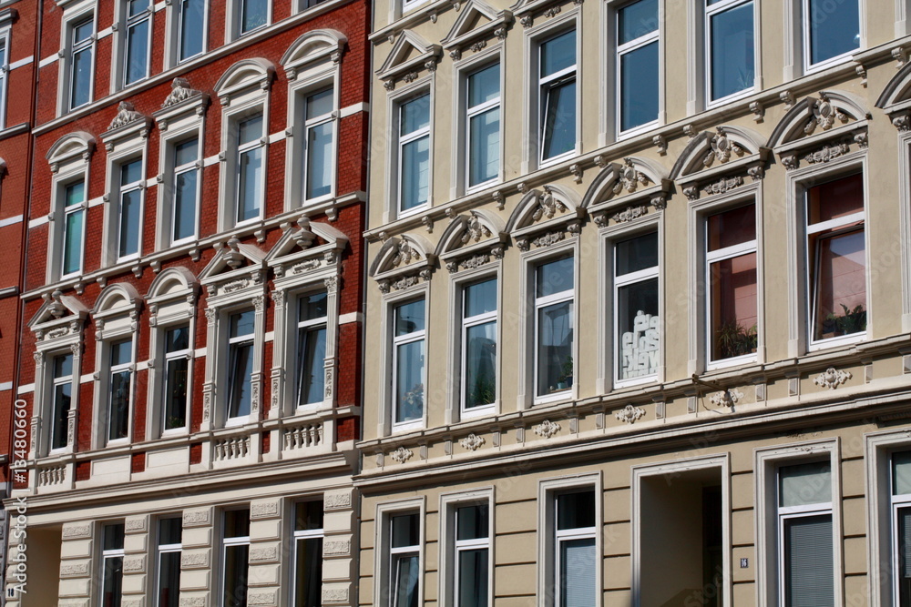 Fototapeta premium Wohnhaus, Hausfassade, Mietswohnungen,Kiel,Deutschland