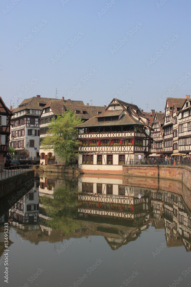 Naklejka premium Strasbourg city