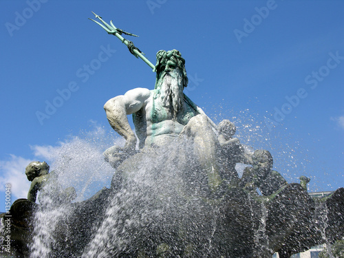 Fotografie, Obraz Neptunbrunnen am Alexanderplatz