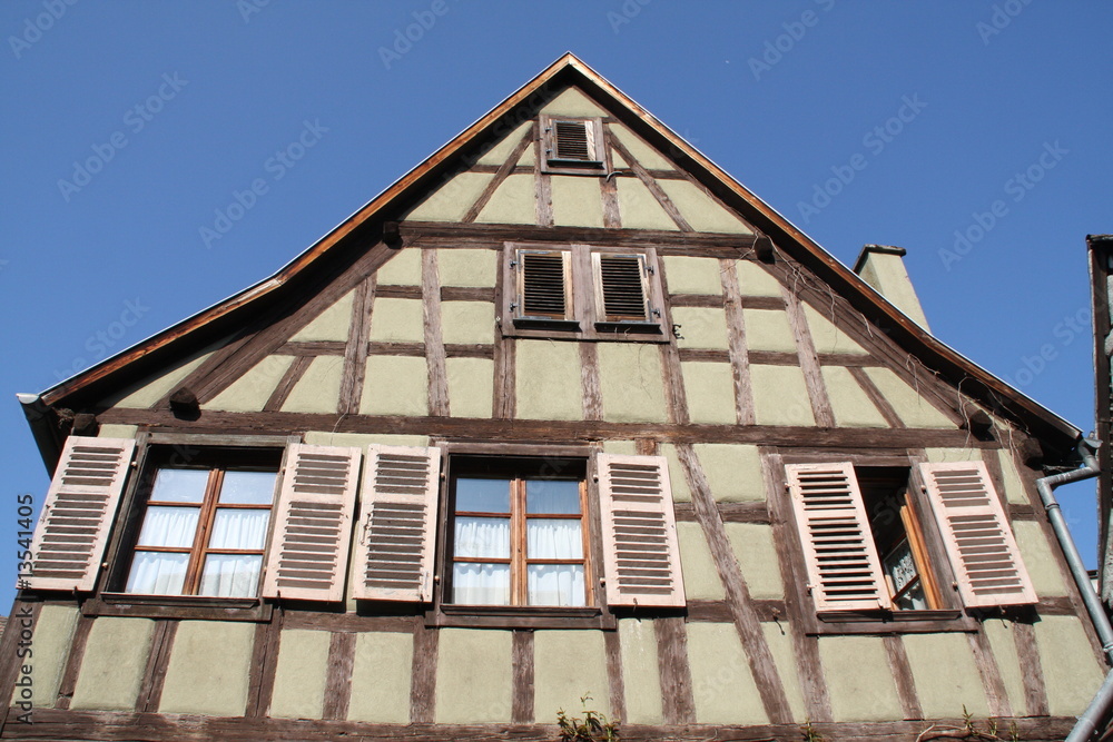 Kaysersberg, façade de maison à colombages