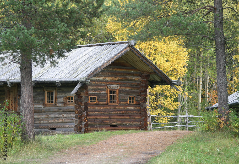 Museum Malye Korely: old wood izba Museum Malye Korely: old wood izba
