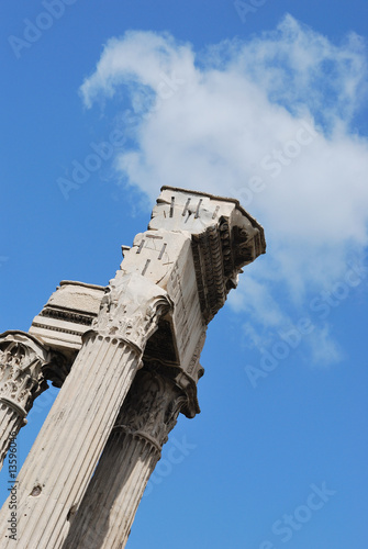 Templo Romano © StockPhotoAstur