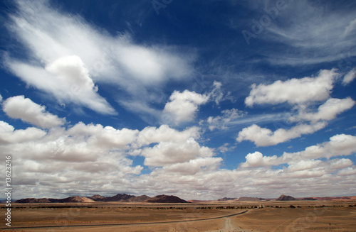 Road to Sossuvlei.Namibia © Benshot