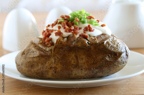 Baked Potato with Sour Crea...