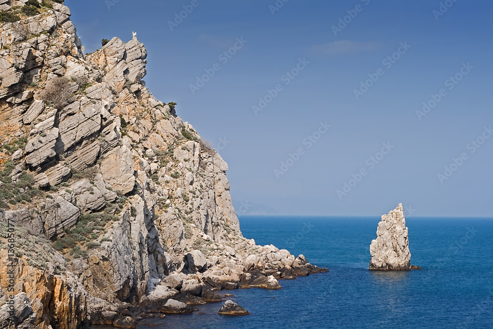 Naklejka premium picturesque mountains and the black sea