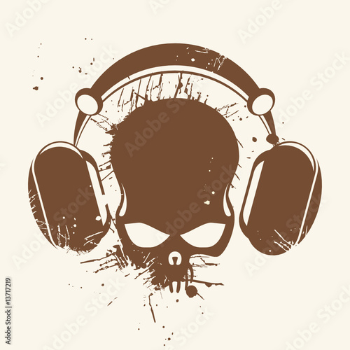 totenkopf kopfhörer musik