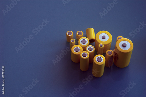 yellow batteries top view photo