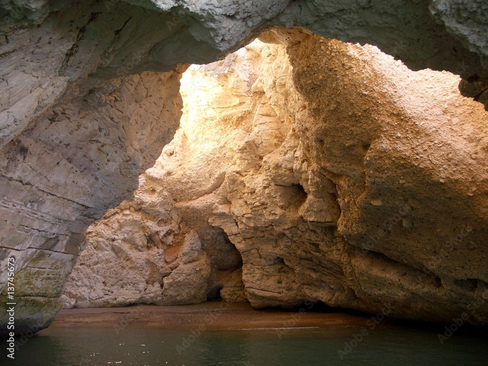 Höhle im Gargano