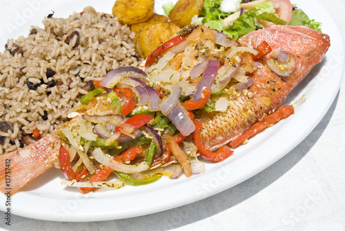 Foto Fried Whole Red Snapper