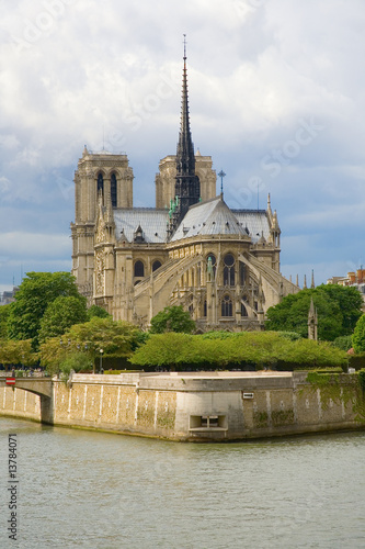 View of the Notre-Dame de Paris and the river Seine