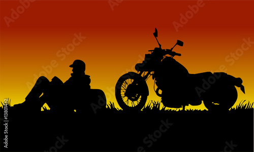 motociclista al tramonto1
