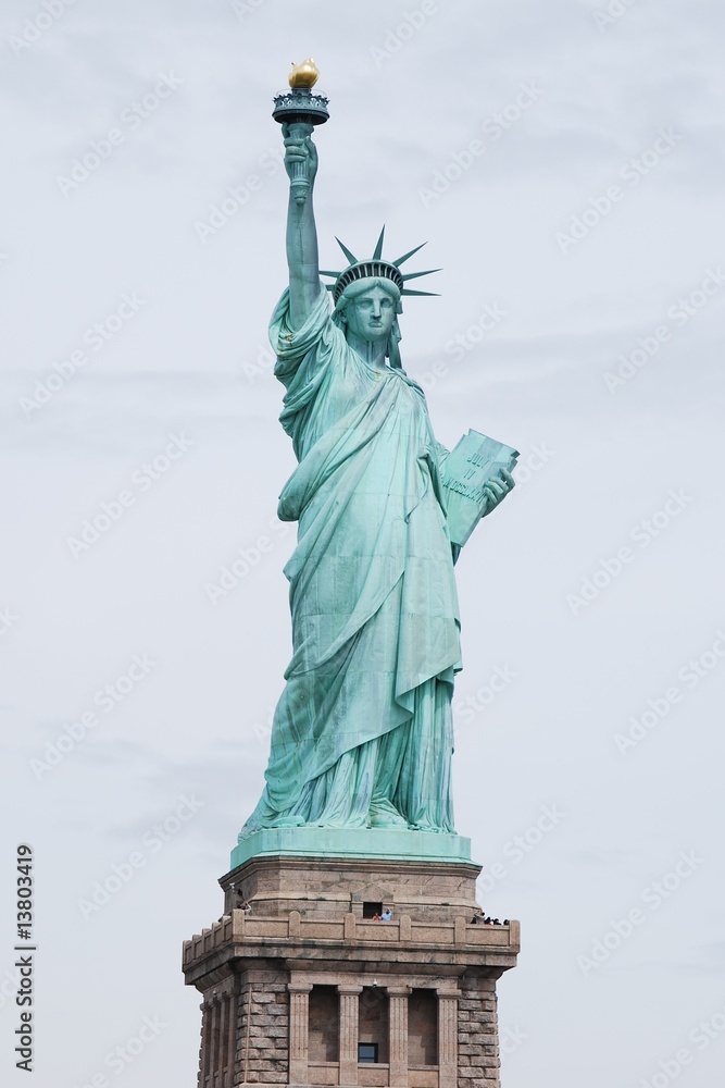Fototapeta premium Staue of Liberty on Pedestal