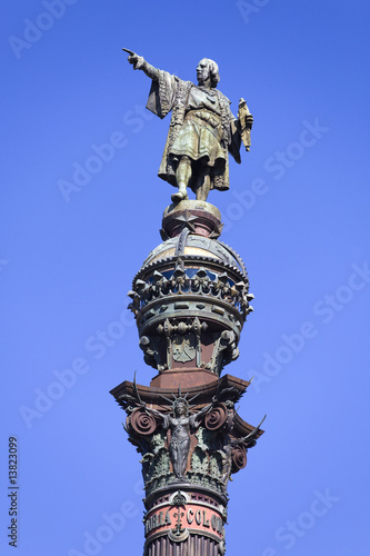 Monumento a Colón en Barcelona photo