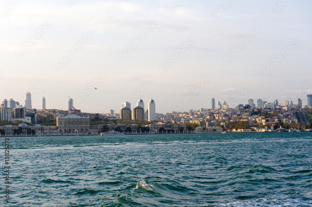 Fototapeta premium view of Istanbul by Bosporus