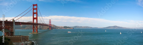 Golden Gate bridge © AlexQ