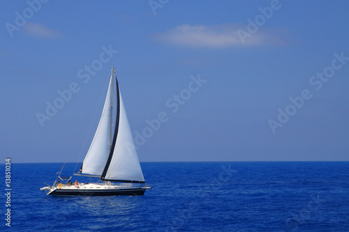 Sailing in Greece © Netfalls