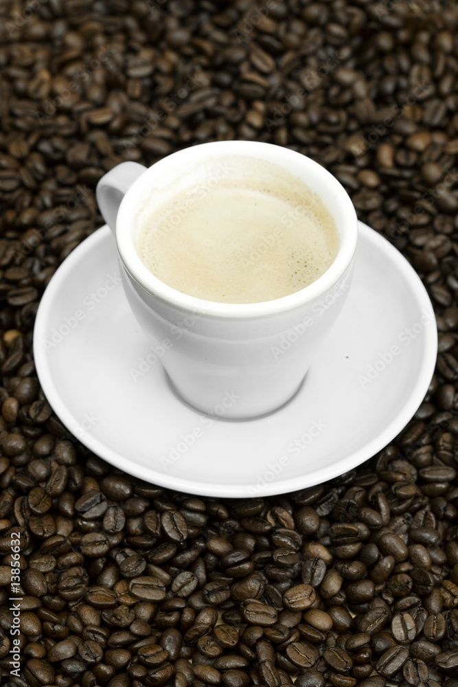 esspresso auf kaffebohnen esspresso auf kaffebohnen