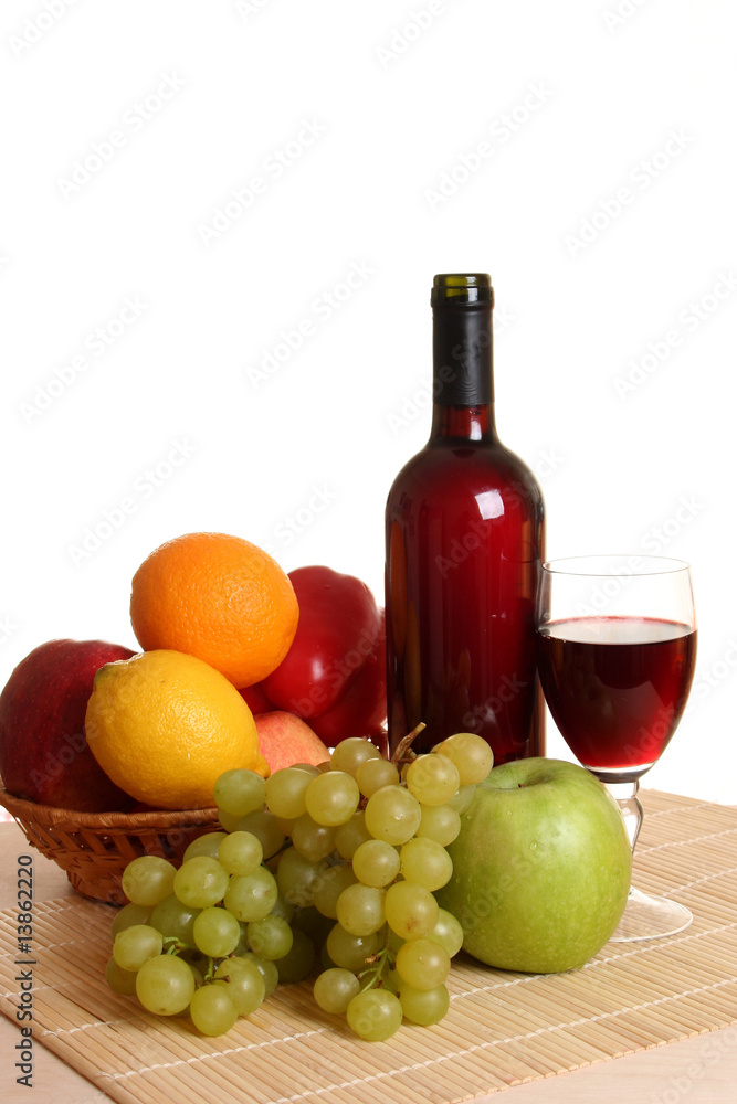 Obraz premium Wine and fruit