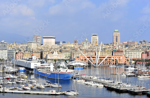 Italien, Genua, Hafen © R.-Andreas Klein