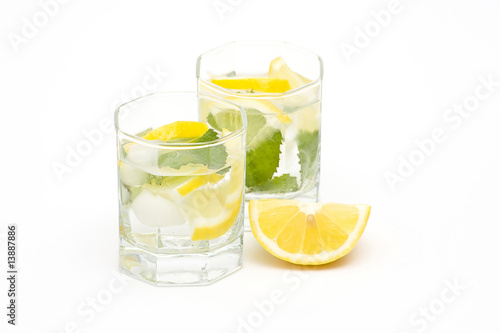 water with ice, mint and lemon