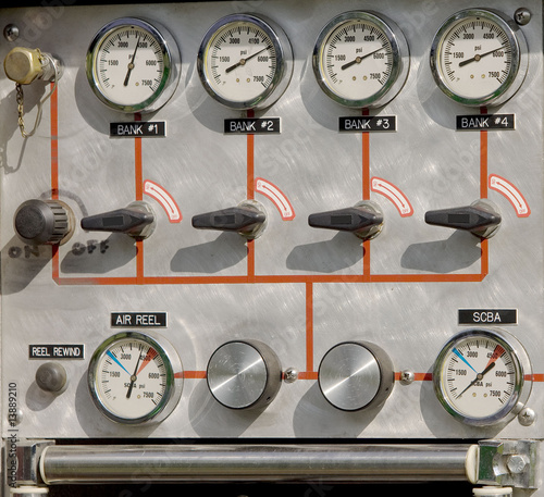 Φωτογραφία Gauge and dials on a fire truck
