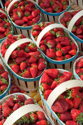 fête de la fraise - Velleron Vaucluse