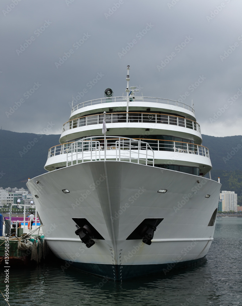 Schiff in Korea Schiff in Korea