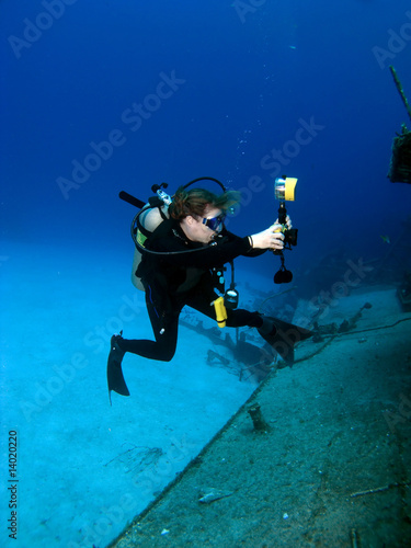 Professional Underwater Photographer shooting MV Tibbetts © Ocean Image