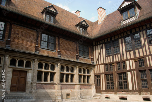 Maison de l'outil et de la pensée ouvrière à Troyes