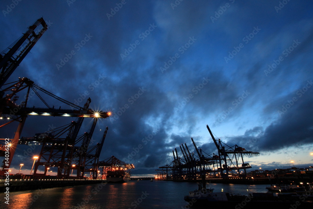 Fototapeta premium Hamburger Hafen Eurokai - Harbour of Hamburg