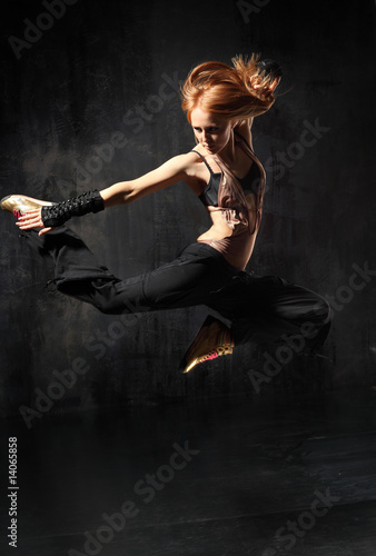 Fototapeta Naklejka Na Ścianę i Meble -  the dancer