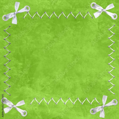 vert anis et noeuds blancs