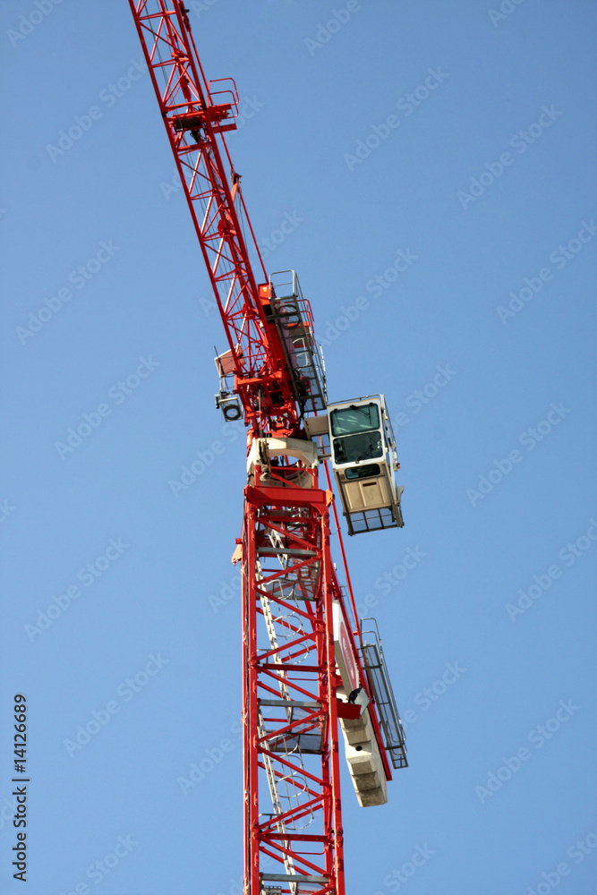 Batiment et grue