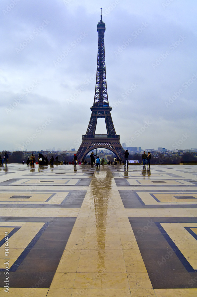 Eiffel Towr reflections