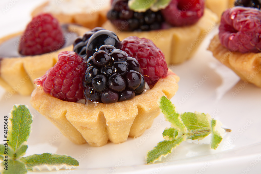Fruit petite cakes Fruit petite cakes