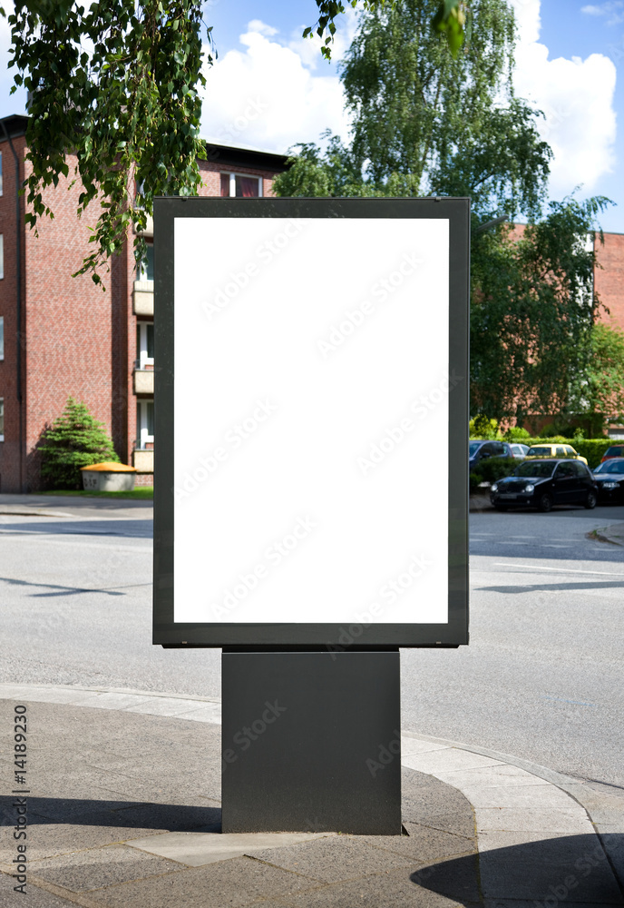 Plakatfläche am Straßenrand Plakatfläche am Straßenrand