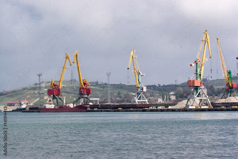 Cargo shipment at the seaport