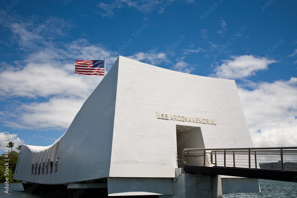 Naklejka premium U.S.S. Arizona Memorial in Pearl Harbor.