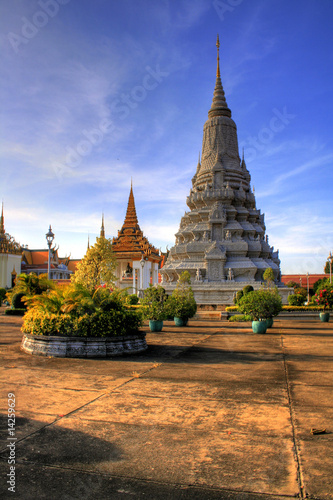 Silver Pagoda - Phnom Penh - Cambodia © XtravaganT