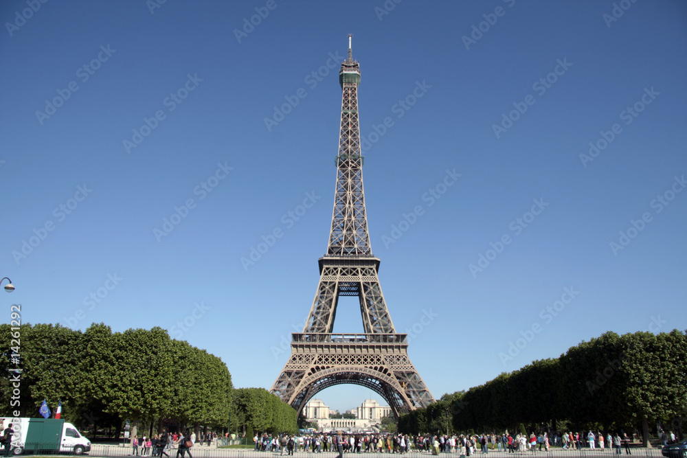 Tour Eiffel et Champ de mars