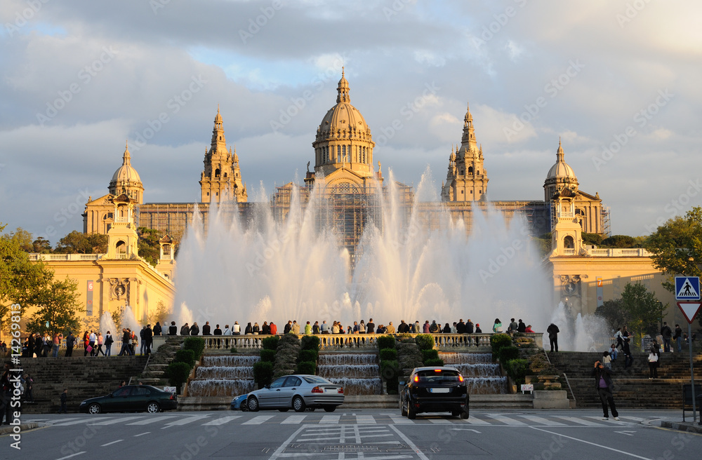 Fototapeta premium Magic Fountain and Palau Nacional in Barcelona, Spain