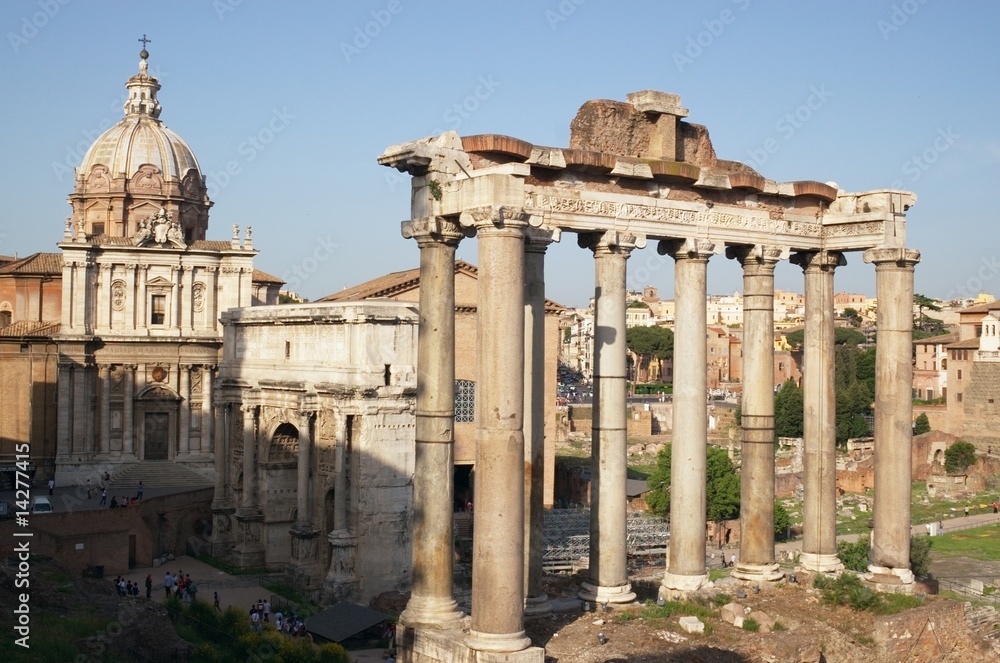Roman forum columns