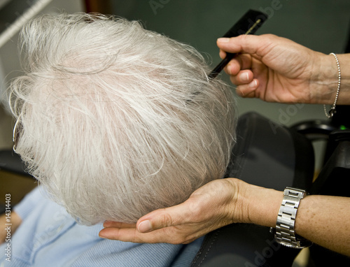 chez le coiffeur