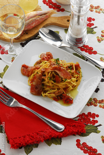 Tagliolini con le triglie - Primi piatti della cucina italiana photo