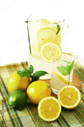 Lemonade and fresh lemon