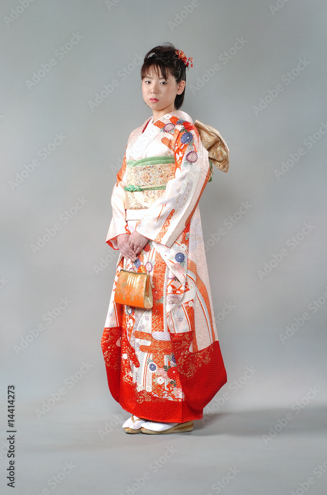 着物姿の日本人女性Stock Photo | Adobe Stock